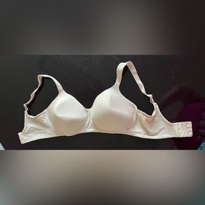 Vanity Fair Bra 36DD Bra 71355 Wire Free Full Figured Beige